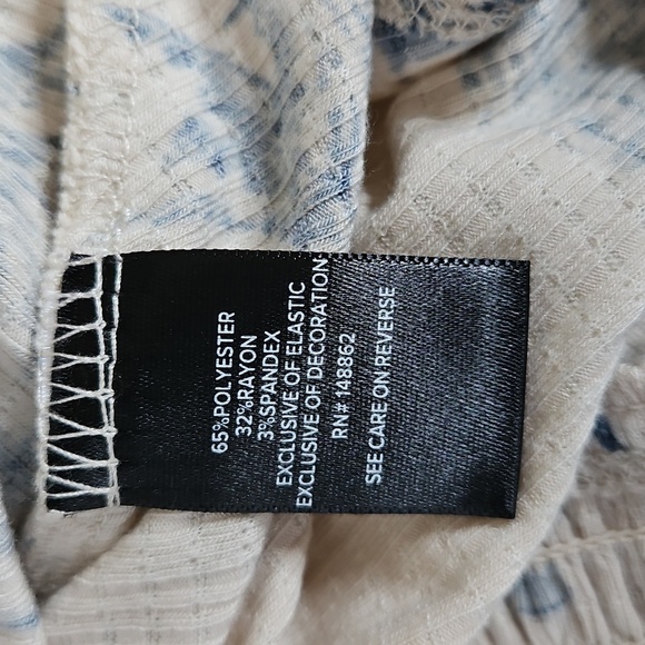 Torrid Smocked Criss-Cross Babydoll Top Tropical/Palm Tree Print Size Med. (00) - Picture 9 of 10